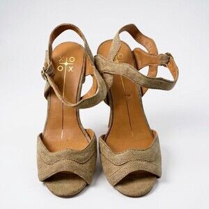 XOXO Elroy Tan Textile Block Heel Peep Toe Ankle Strap Sandals Size 6M